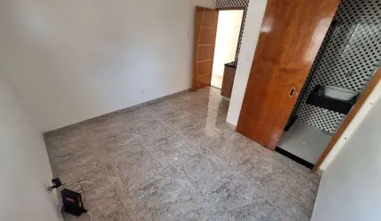 Kitnet no melhor ponto de Vista Alegre. 2 minutos da Av. Bras de Pina.