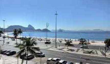 Condomínio Alaska, Loft com sala, quarto e cozinha. Frente a praia de Copacabana