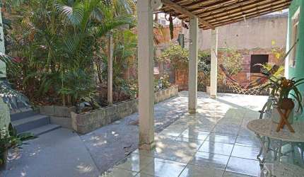 Casa 3 quartos em lote 525m² em Belo Horizonte..