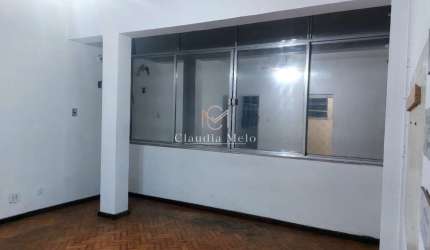 APTO 2 QUARTOS NA RUA CHAMPAGNAT