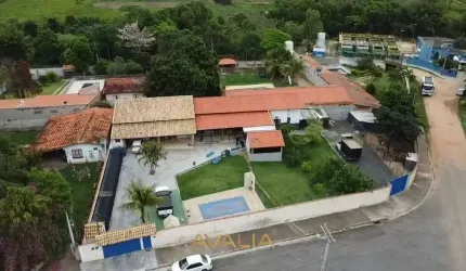 Chácara com 4 Quartos e 5 banheiros à Venda, 450 m² em Salto Sp