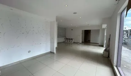 Salão Comercial com 2 andares para locação de 400m² no Centro de Indaiatuba