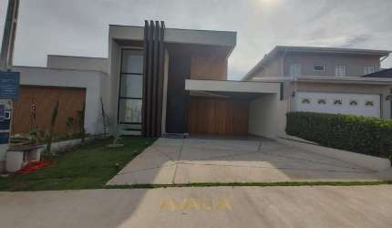 Casa térrea no Residencial Evidências