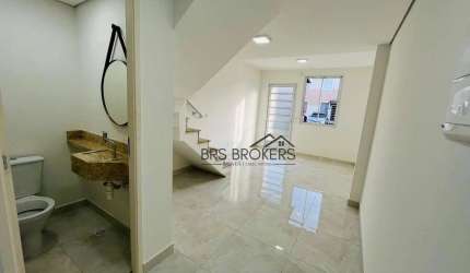 Sobrado com 2 dormitórios à venda, 55 m² por R$ 330.000,00 - Água Chata - Guarulhos/SP