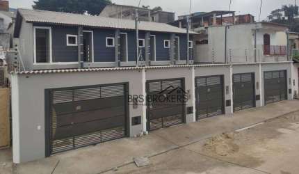 Sobrado com 2 dormitórios à venda, 74 m² por R$ 380.000,00 - Pium - Itaquaquecetuba/SP