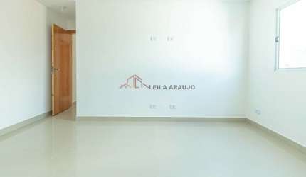 Este lindo sobrado contém, 3 dormitório sendo 1 suíte, com closet, escritório, sala copa, e uma edícula.