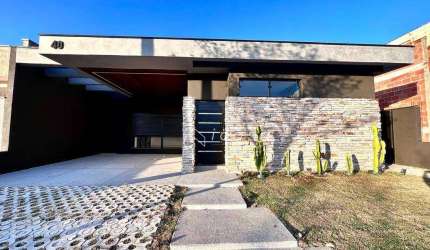 Casa com 3 dormitórios à venda, 150 m² por R$ 1.100.000,00 - Condomínio Terras do Vale - Caçapava/SP