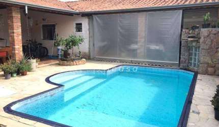 Casa com 3 dormitórios à venda, 260 m² por R$ 750.000,00 - Vila Naly - Caçapava/SP