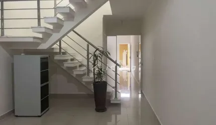 Sobrado com 3 dormitórios à venda, 150 m² por R$ 665.000,00 - Jardim das Indústrias - São José dos Campos/SP