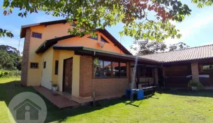 Chácara com 3 dormitórios à venda, 1300 m² por R$ 1.270.000,00 - Jardim das Palmeiras - Caçapava/SP