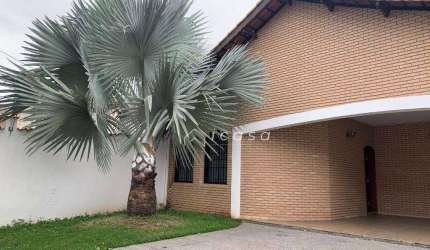 Casa com 4 dormitórios à venda, 234 m² por R$ 1.200.000,00 - Vila Resende - Caçapava/SP