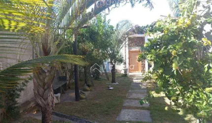 Sobrado com 3 dormitórios à venda, 400 m² por R$ 470.000,00 - Vila Medeiros - Caçapava/SP