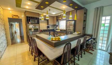 Sobrado com 7 dormitórios à venda, 270 m² por R$ 1.050.500,00 - Jardim Oriente - São José dos Campos/SP