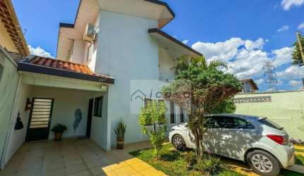 Sobrado com 5 dormitórios à venda, 200 m² por R$ 1.400.000,00 - Vila Betânia - São José dos Campos/SP