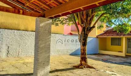 Casa com 1 dormitório à venda, 100 m² por R$ 320.000,00 - Jardim Primavera - Caçapava/SP
