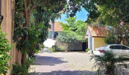 Sobrado com 3 dormitórios à venda, 700 m² por R$ 5.500.000,00 - Independência - Taubaté/SP