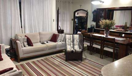 Sobrado com 3 dormitórios à venda, 270 m² por R$ 750.000,00 - Vila Antônio Augusto Luiz - Caçapava/SP