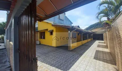 Casa com 1 dormitório à venda, 160 m² por R$ 690.000,00 - Caraguá - Caraguatatuba/SP