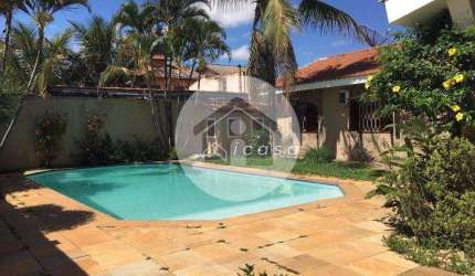 Casa com 4 dormitórios à venda, 330 m² por R$ 1.600.000,00 - Vila Resende - Caçapava/SP
