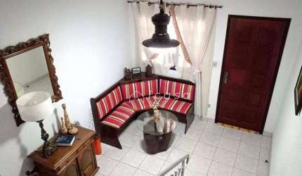 Sobrado com 4 dormitórios à venda, 219 m² por R$ 650.000,00 - Vila Santos - Caçapava/SP