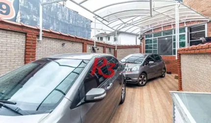 Sobrado com 3 dormitórios à venda, 139 m² por R$ 765.000,00 - Marapé - Santos/SP