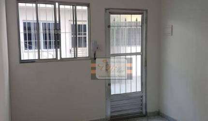 Sobrado com 3 dormitórios para alugar, 80 m² por R$ 1.600,00/mês - Vila Pereira Barreto - São Paulo/SP