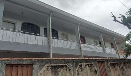 Sobrado à venda em Campinas, São Bernardo, com 2 quartos, com 480 m²