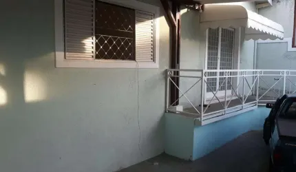 Casa à venda em Campinas, Jardim García, com 3 quartos, com 200 m²