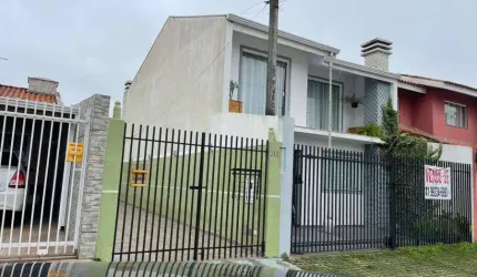 Casa com 2 quartos à venda na Rua Heitor Berleze, Costeira, São José dos Pinhais por R$ 550.000