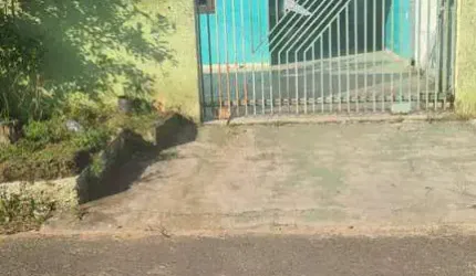 Casa com 2 quartos à venda na JALTON LAFFITTE CORDEIRO 165, 165, Afonso Pena, São José dos Pinhais por R$ 460.000
