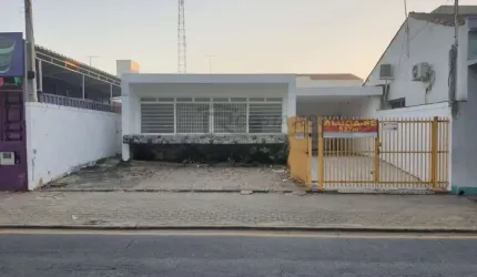 Casa para alugar, 422 m² por R$ 7.500,00/mês - Centro - Salto/SP