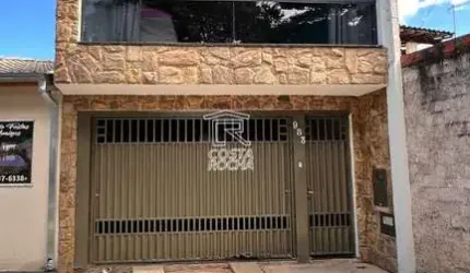 Casa com 3 dormitórios à venda, 300 m² por R$ 600.000,00 - Jardim Santa Efigênia - Salto/SP