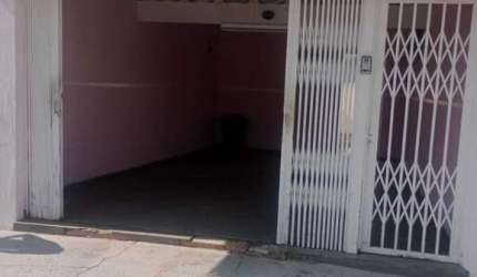 Casa com 2 dormitórios para alugar, 200 m² por R$ 2.800,00/mês - Jardim Bandeirantes - Salto/SP