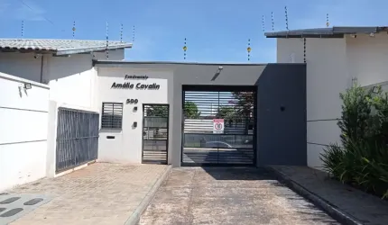Casa a venda em condominio Jd Bandeirantes PUC