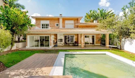 Casa para venda por R$ 7.000.000,00 ou locação por R$ 30.000,00/mês em Alphaville,  Barueri-SP