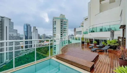Cobertura Mobiliada para locação por R$ 45.000,00 em Alphaville, Barueri - SP