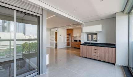 Apartamento disponível para venda ou locação, Alphaville, Barueri, SP