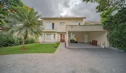 Casa á venda  por R$ 2.800.000,00 em Alphaville - Santana de Parnaíba
