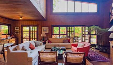 Casa à venda por R$ 4.000.000,00 em Alphaville, Barueri - SP