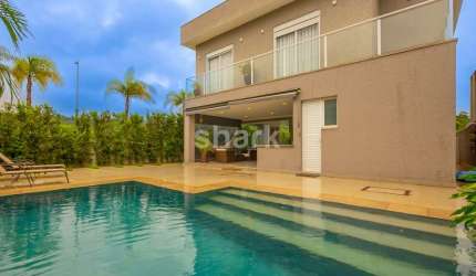 Casa para venda por R$ 4.500.000,00 em Alphaville, Santana de Parnaíba-SP
