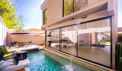 Casa para venda por R$ 4.700.000,00 ou locação por R$ 35.000,00 em Alphaville, Santana de Parnaíba-