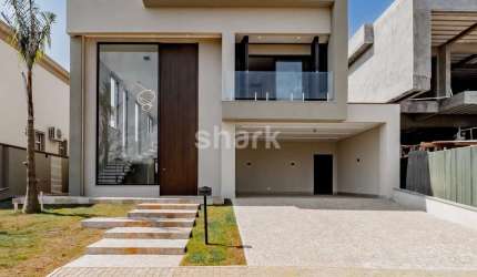 Casa para venda por R$ 5.600.000,00 em Alphaville, Santana de Parnaíba-SP