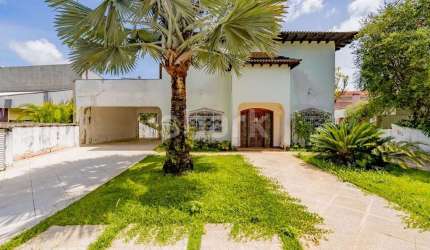 Casa à venda por R$ 6.500.000,00 em Alphaville, Barueri - SP