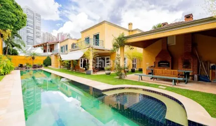 Casa para venda e locação por R$ 11.000.000,00 ou R$ 50.000,00/mês em Alphaville, Barueri-SP