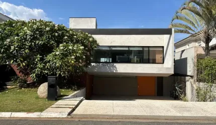 Casa à venda por R$ 7.000.000,00 em Alphaville, Barueri - SP