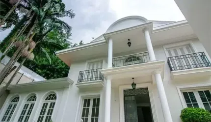 Casa para locação por R$ 123.100,00/mês no Jardim América, São Paulo, SP