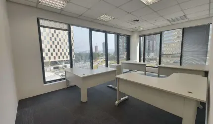 Sala Comercial para locação por R$ 13.600,00/mês em 18 do Forte, Alphaville empresarial, Barueri-SP