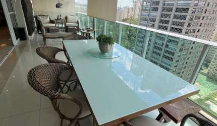 Apartamento MOBILIADO para locação no Centro de Alphaville, Barueri, SP