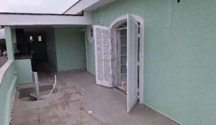 Sobrado no Parque São Vicente, Mauá-SP, com 3 quartos