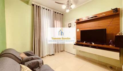 Apartamento térreo com quintal, 2 dormitórios, vaga